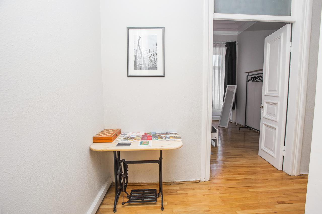 Charming 2Br Apartment In Old Tbilisi - By Wehost Exterior foto