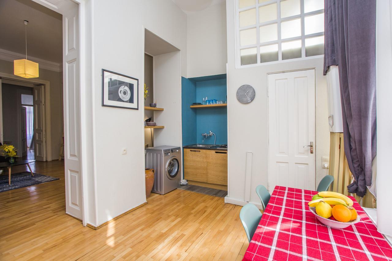 Charming 2Br Apartment In Old Tbilisi - By Wehost Exterior foto
